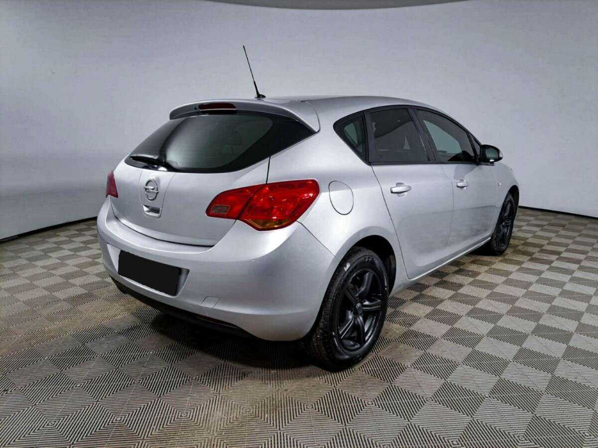 Купить Opel Astra с пробегом. Фото: #3