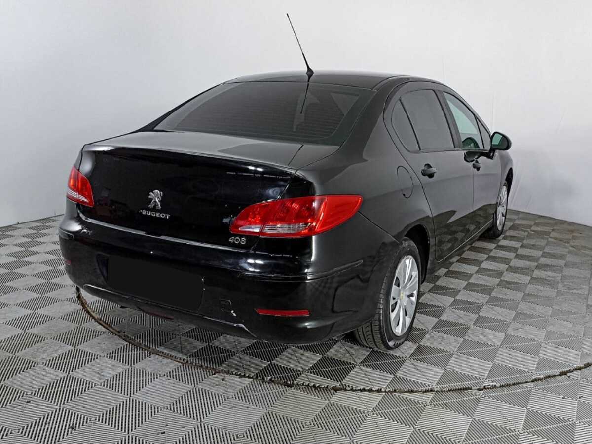 Купить Peugeot 408 с пробегом. Фото: #3