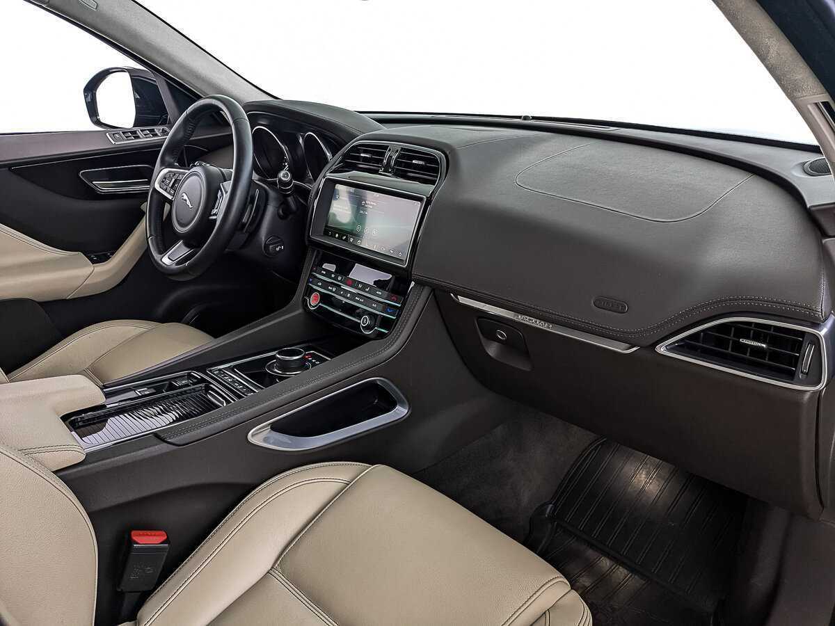 Купить Jaguar F-Pace с пробегом. Фото: #12