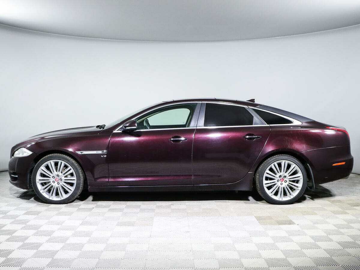 Купить Jaguar XJ с пробегом. Фото: #7