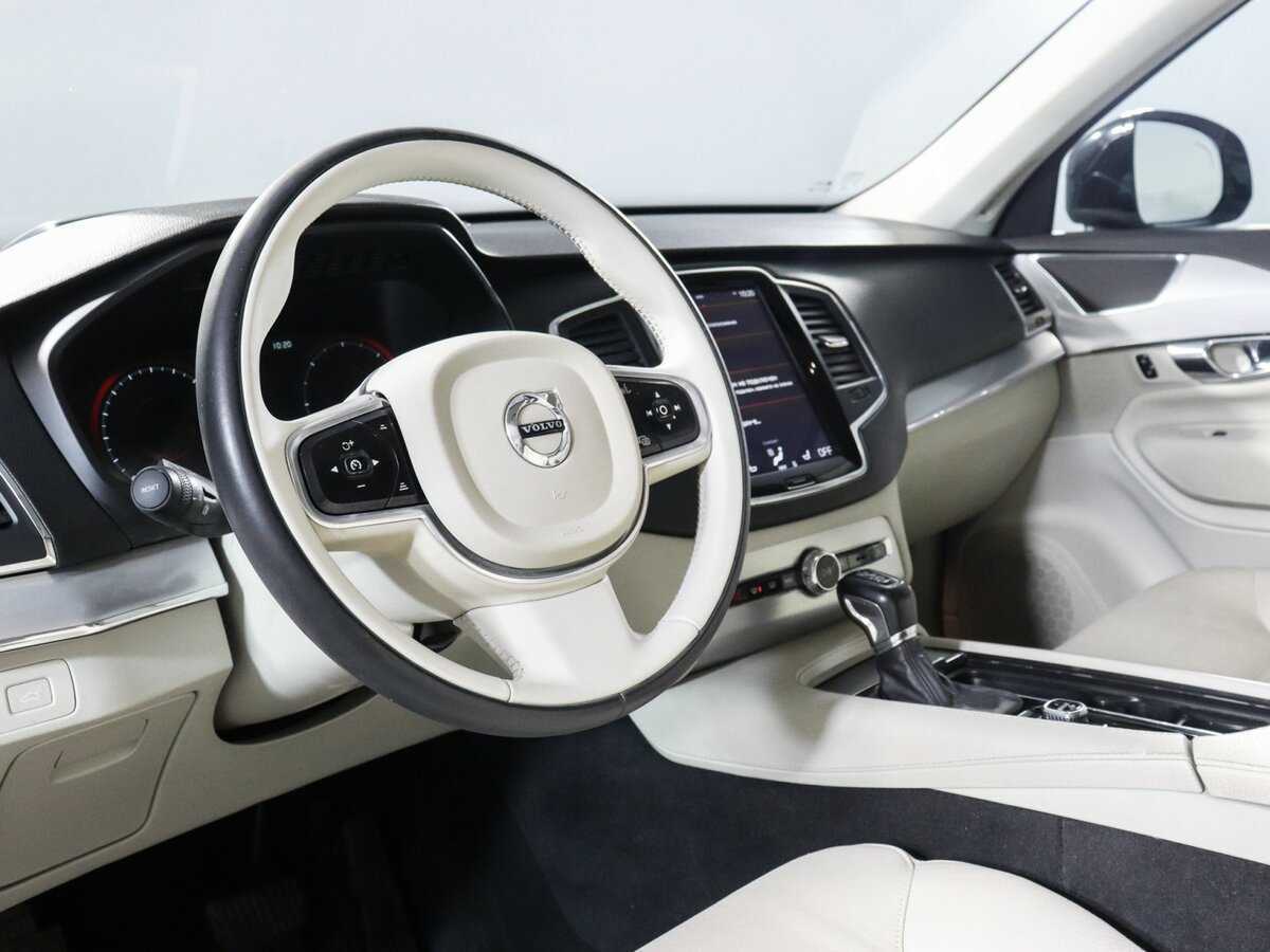Купить Volvo XC90 с пробегом. Фото: #10