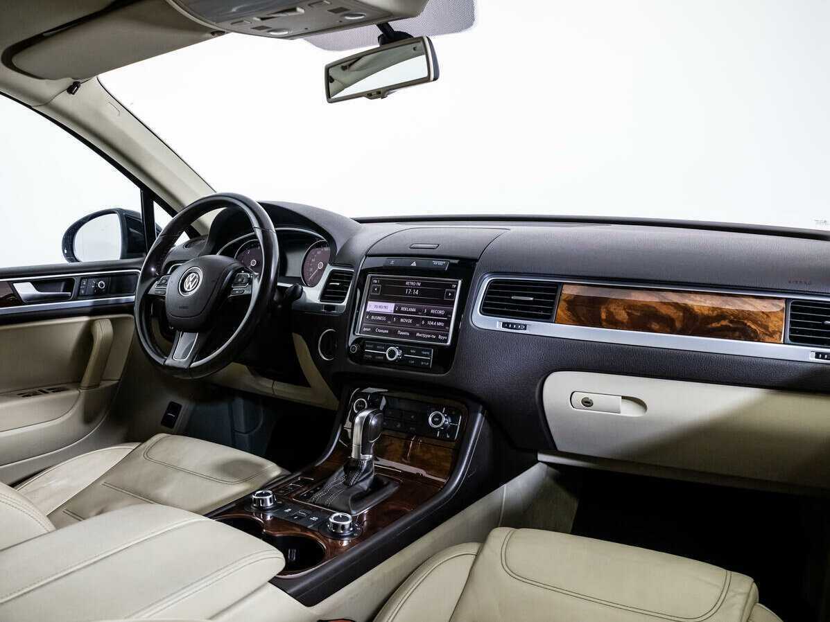 Купить Volkswagen Touareg с пробегом. Фото: #8