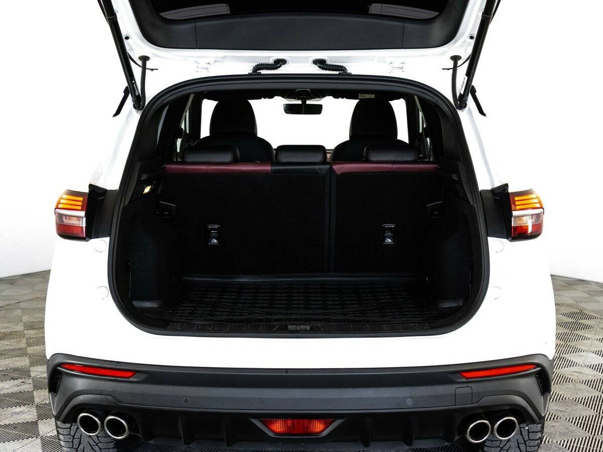 Купить Geely Coolray с пробегом. Фото: #16