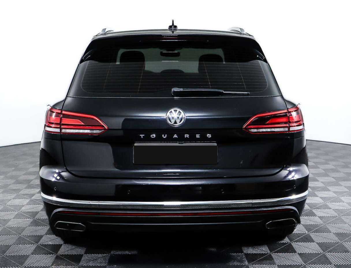 Купить Volkswagen Touareg с пробегом. Фото: #5