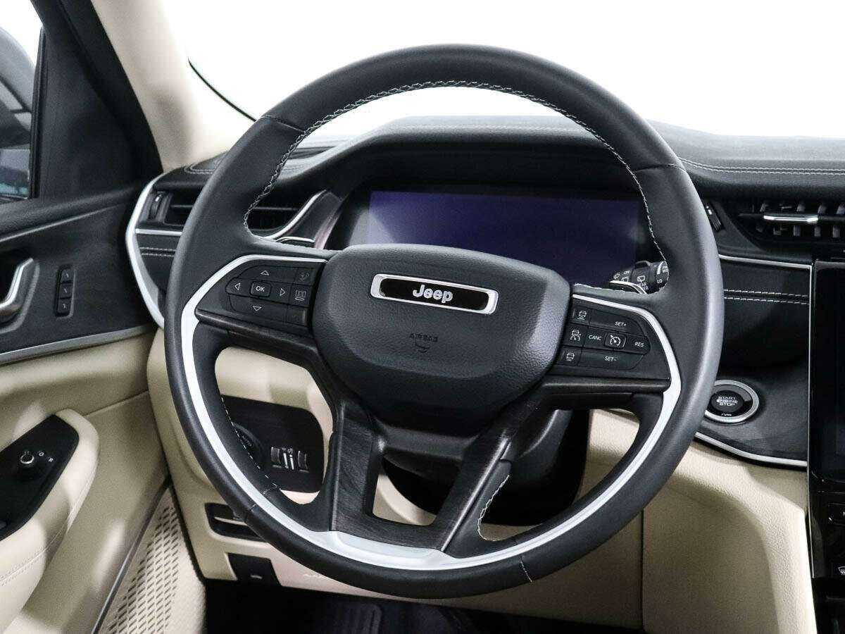 Купить Jeep Grand Cherokee с пробегом. Фото: #15