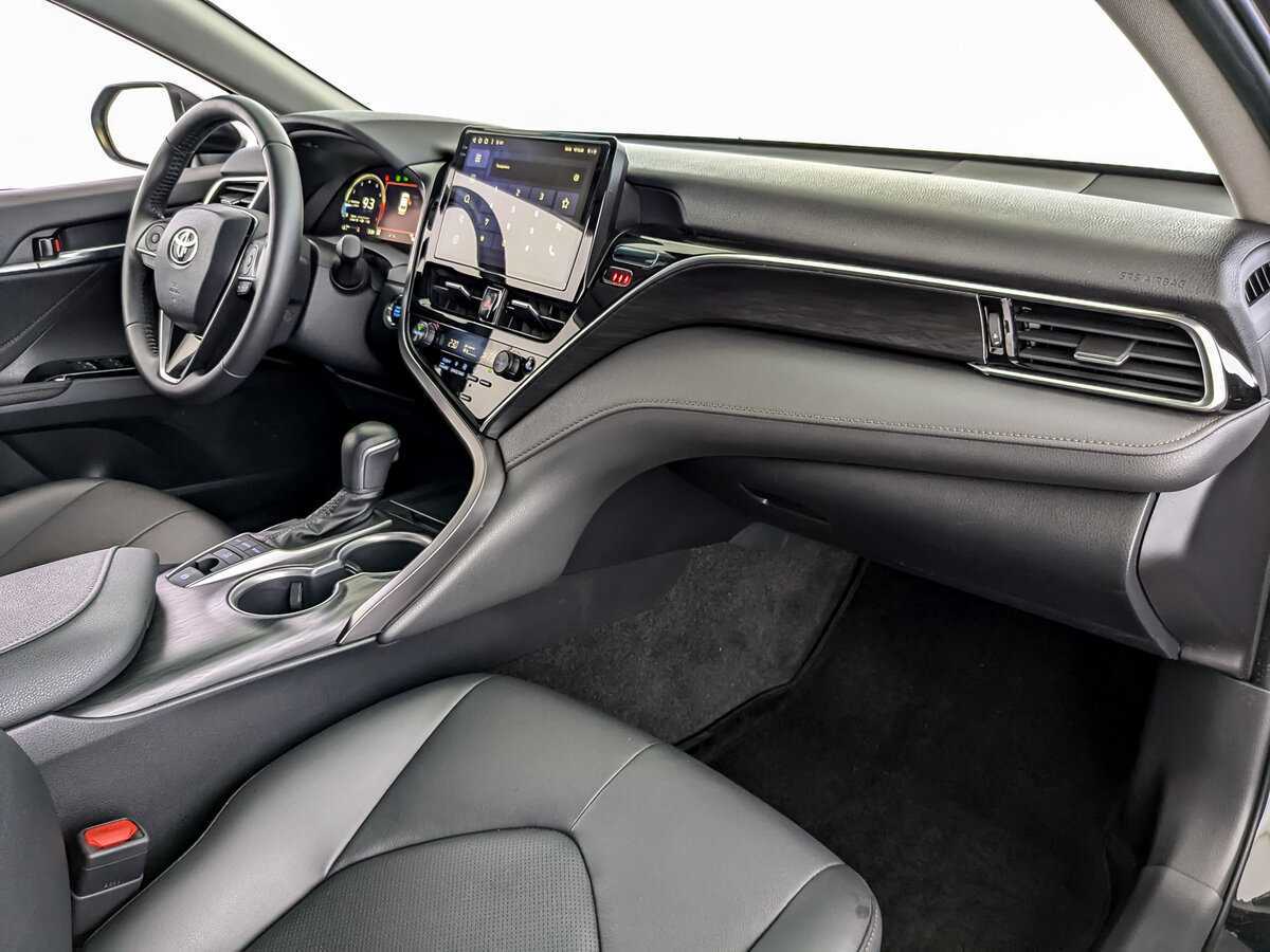 Купить Toyota Camry с пробегом. Фото: #8