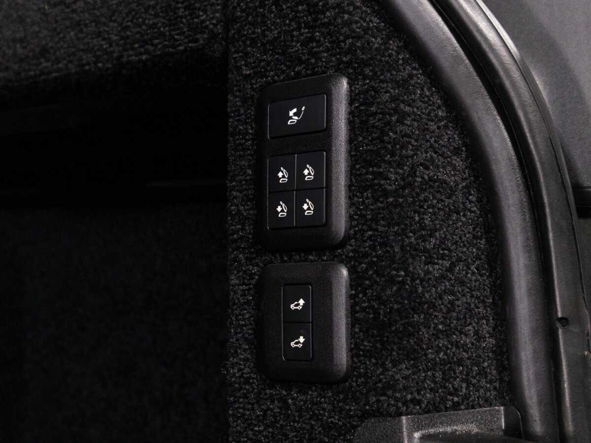 Купить Land Rover Range Rover с пробегом. Фото: #15