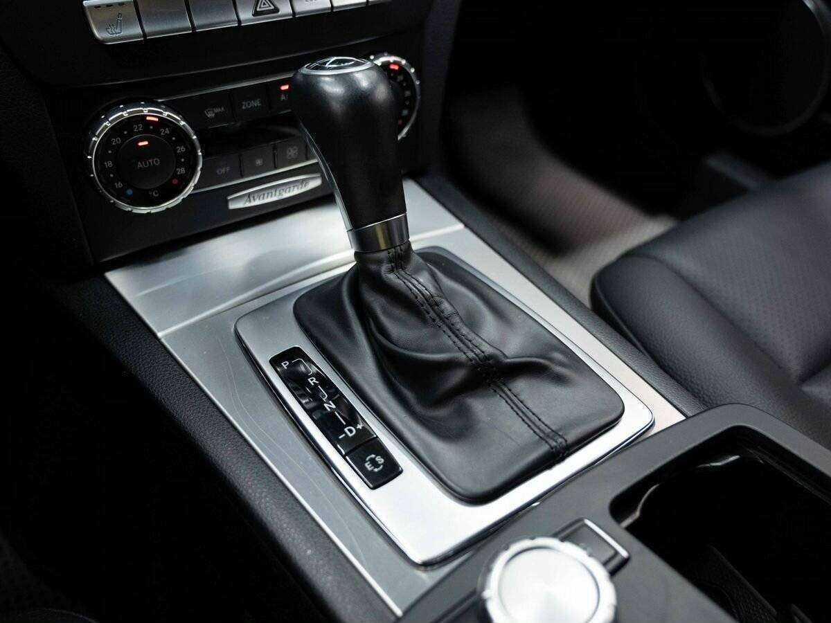 Купить Mercedes-Benz C-Класс с пробегом. Фото: #21