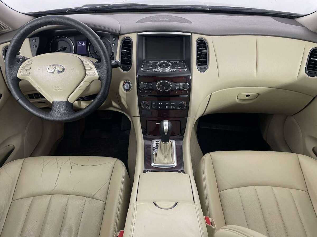 Купить Infiniti EX с пробегом. Фото: #4