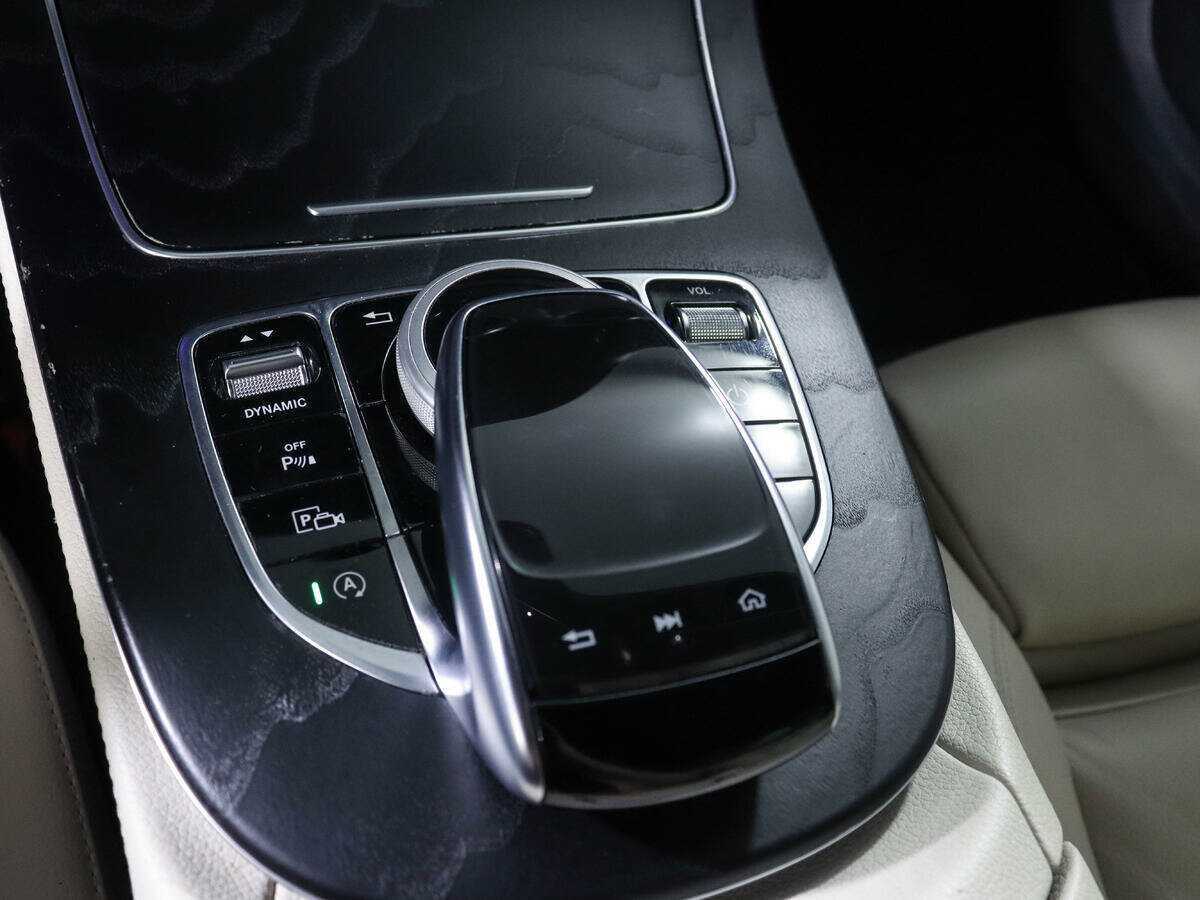 Купить Mercedes-Benz E-Класс с пробегом. Фото: #12