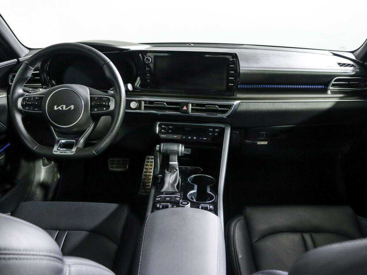 Купить Kia K5 с пробегом. Фото: #11