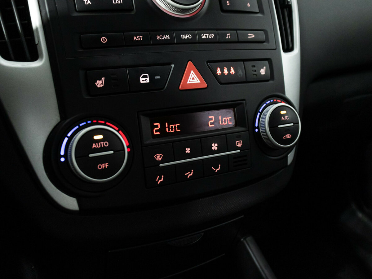 Купить Kia Ceed с пробегом. Фото: #13