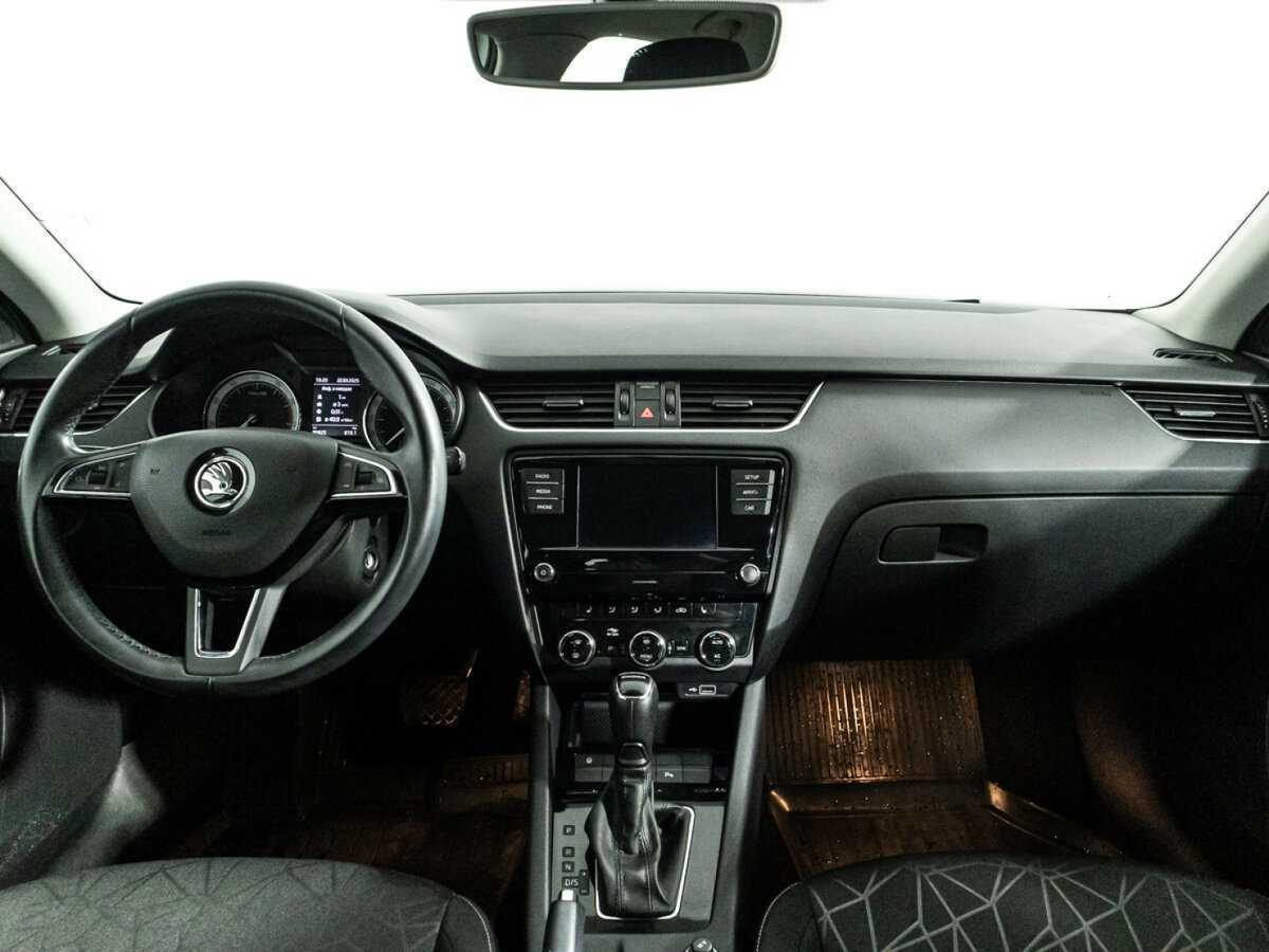 Купить Skoda Octavia с пробегом. Фото: #12