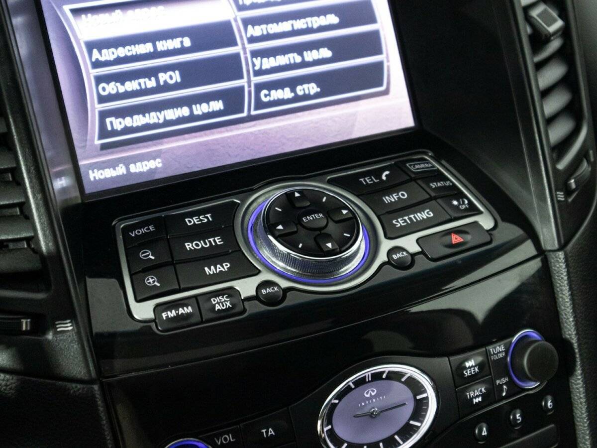 Купить Infiniti QX70 с пробегом. Фото: #22