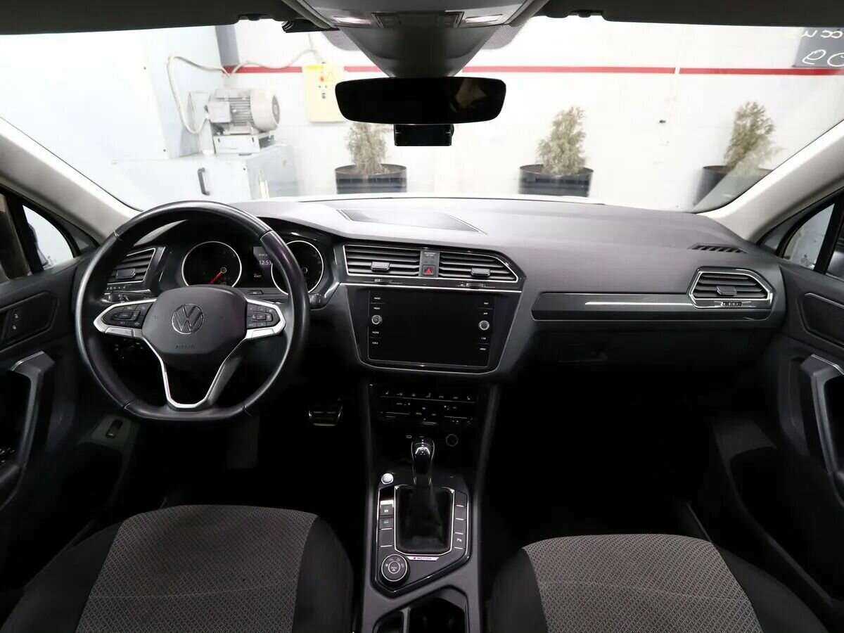 Купить Volkswagen Tiguan с пробегом. Фото: #16