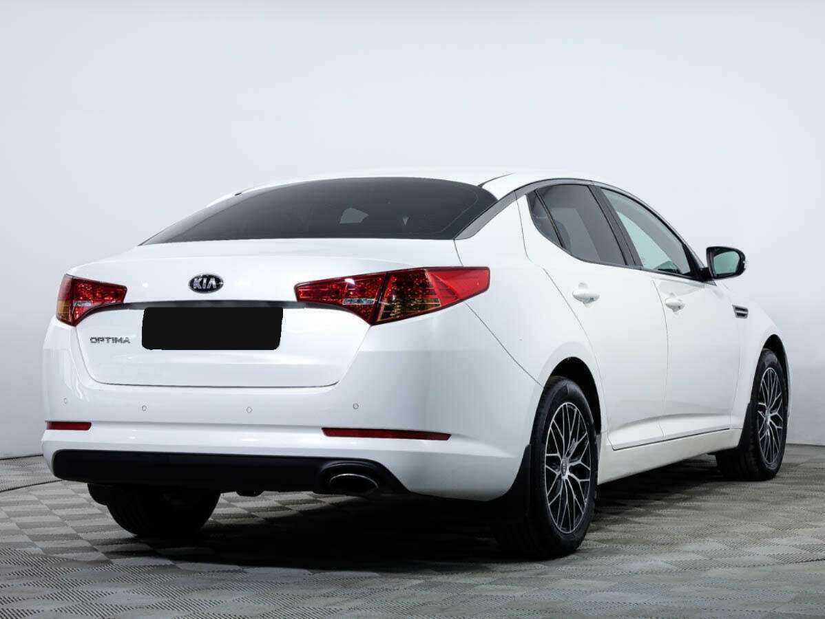 Купить Kia Optima с пробегом. Фото: #3