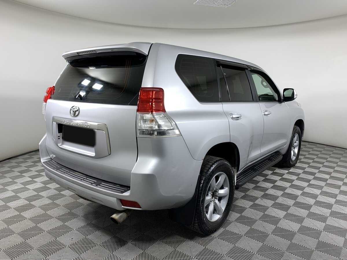Купить Toyota Land Cruiser Prado с пробегом. Фото: #4