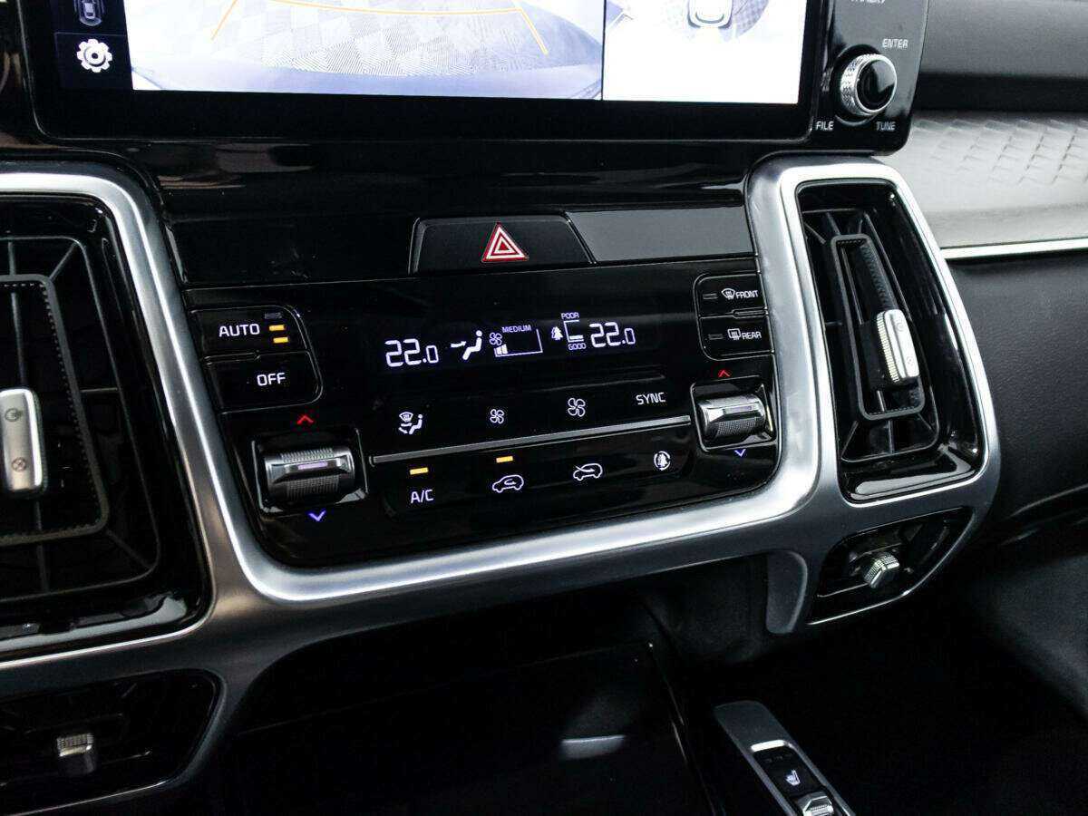 Купить Kia Sorento с пробегом. Фото: #23