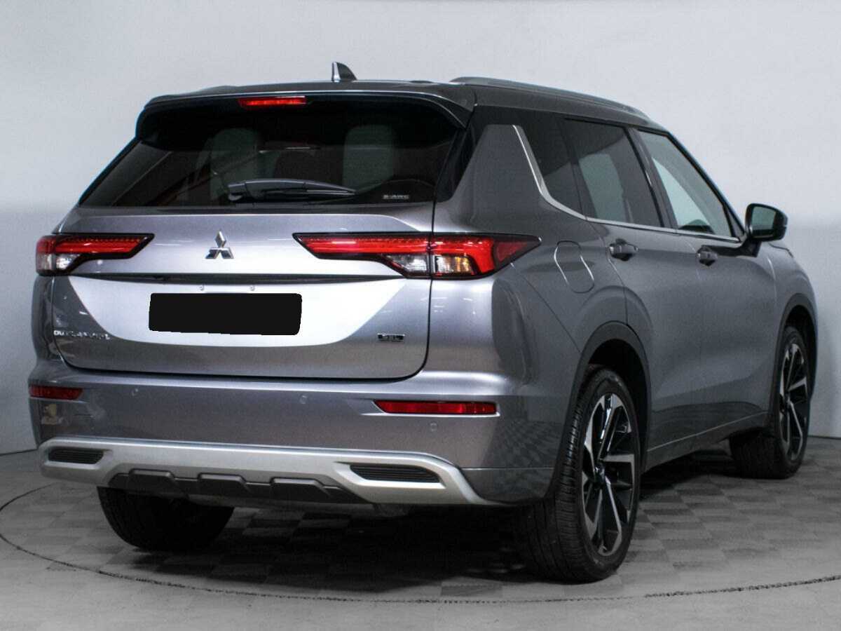 Купить Mitsubishi Outlander с пробегом. Фото: #4