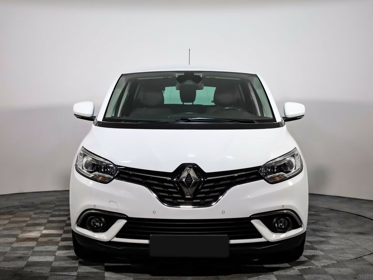 Купить Renault Scenic с пробегом. Фото: #1