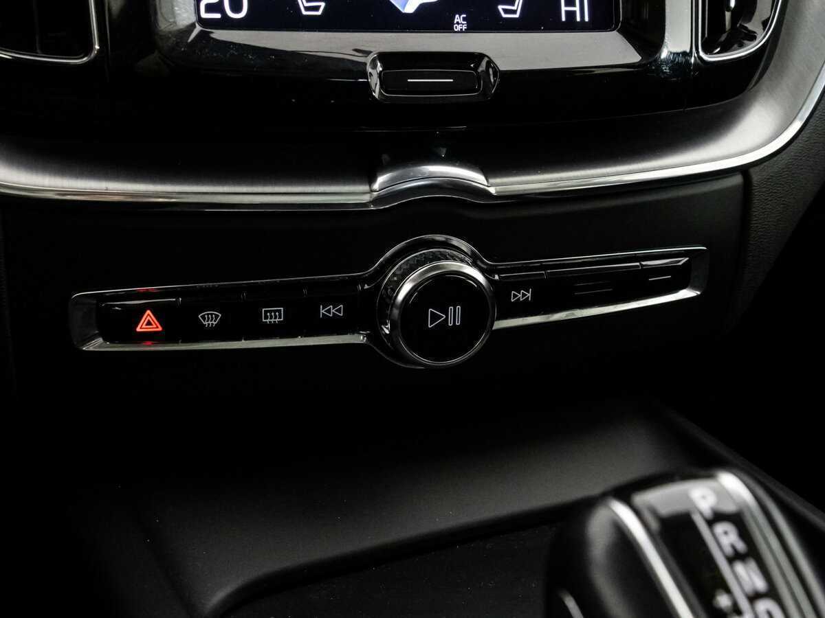 Купить Volvo XC60 с пробегом. Фото: #12