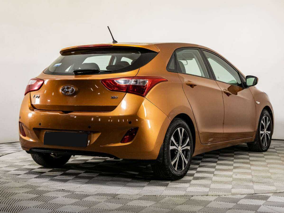 Купить Hyundai i30 с пробегом. Фото: #4