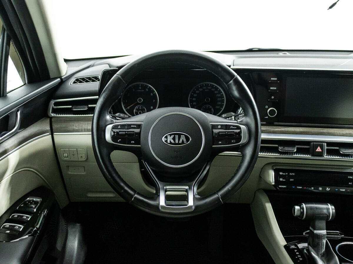 Купить Kia K5 с пробегом. Фото: #19