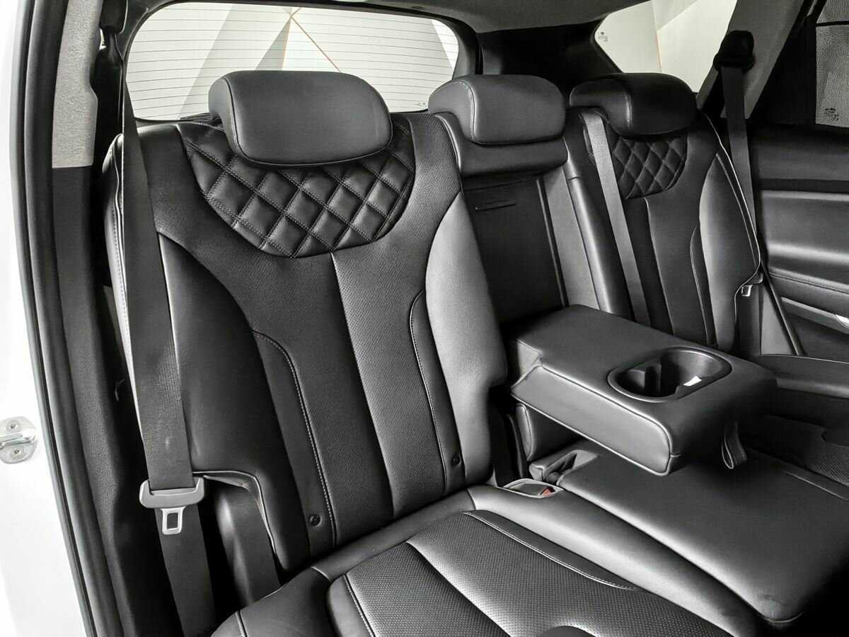 Купить Hyundai Santa Fe с пробегом. Фото: #12
