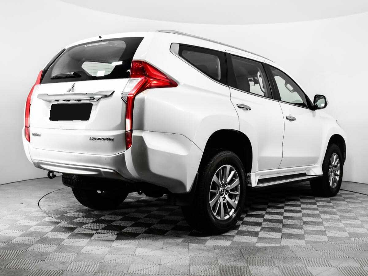 Купить Mitsubishi Pajero Sport с пробегом. Фото: #4