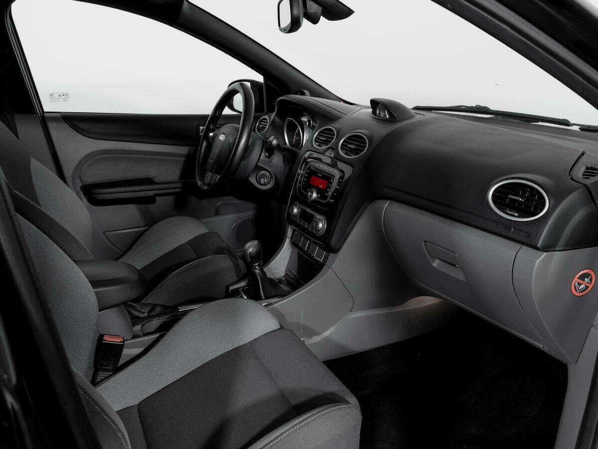 Купить Ford Focus ST с пробегом. Фото: #8