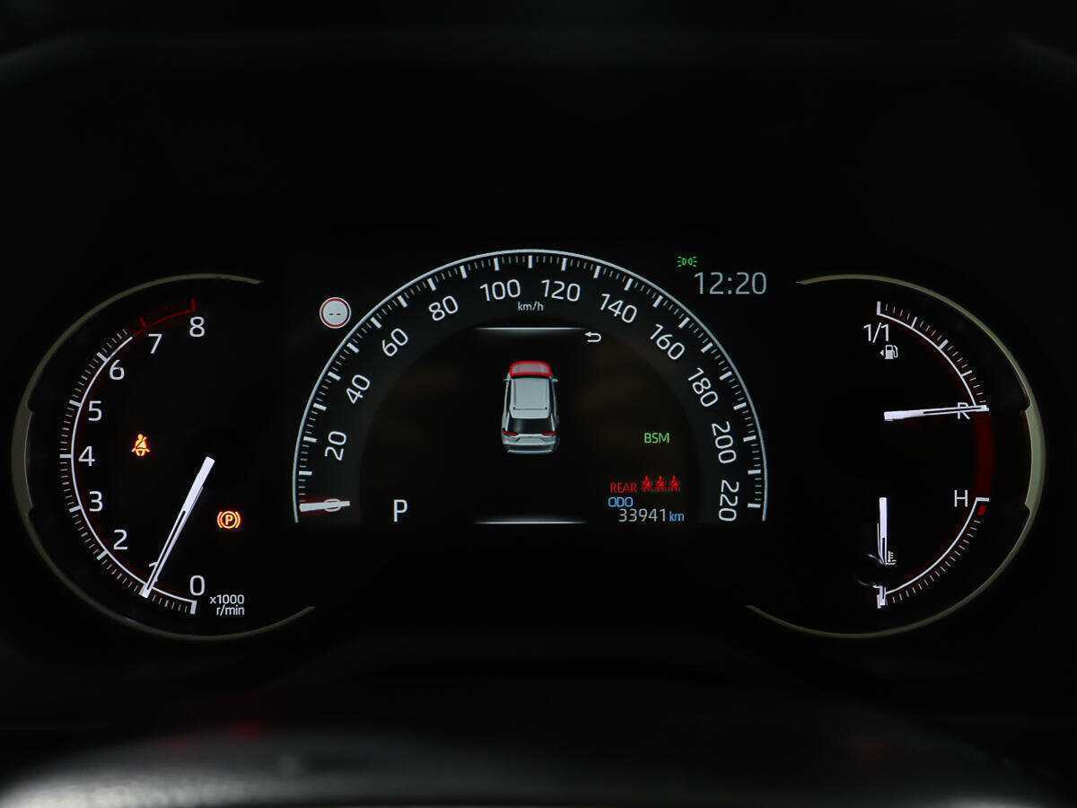 Купить Toyota RAV4 с пробегом. Фото: #13