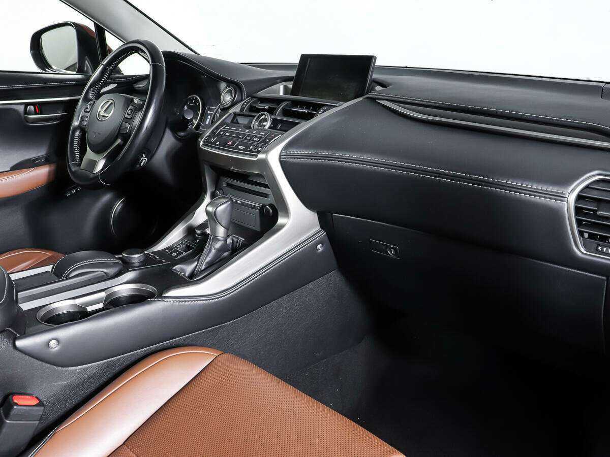 Купить Lexus NX с пробегом. Фото: #8