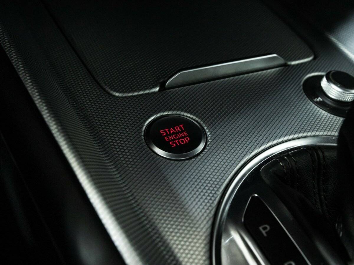 Купить Audi TT с пробегом. Фото: #21