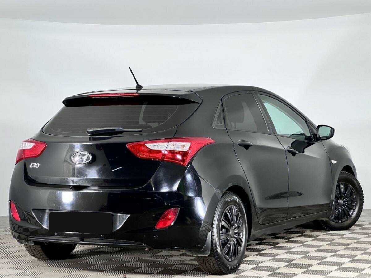 Купить Hyundai i30 с пробегом. Фото: #1