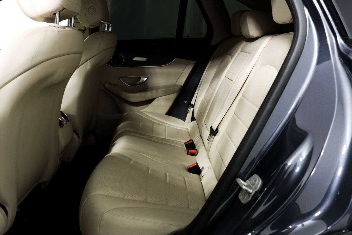 Купить Mercedes-Benz GLC с пробегом. Фото: #11