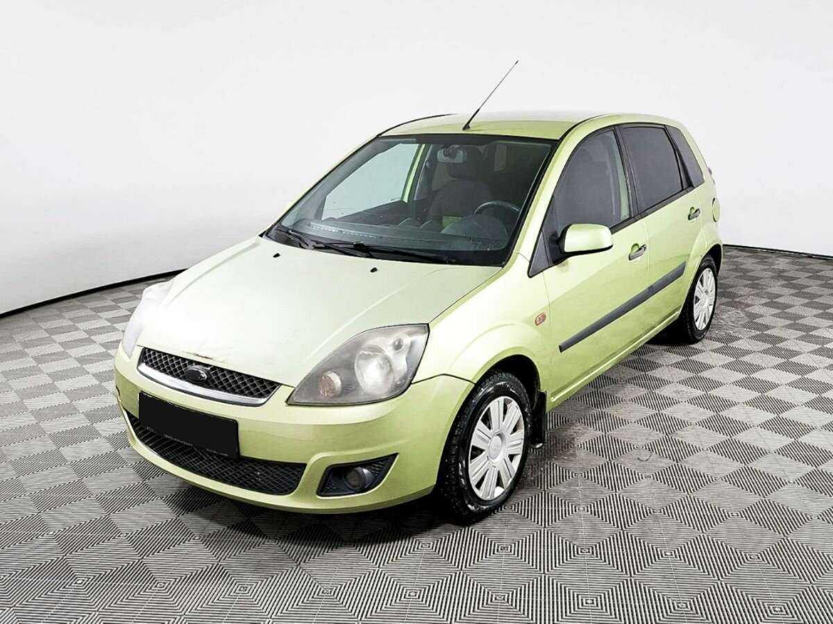 Купить Ford Fiesta с пробегом. Посмотреть фото
