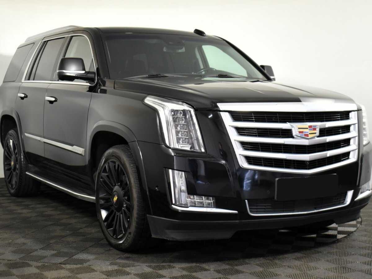 Купить Cadillac Escalade с пробегом. Фото: #2