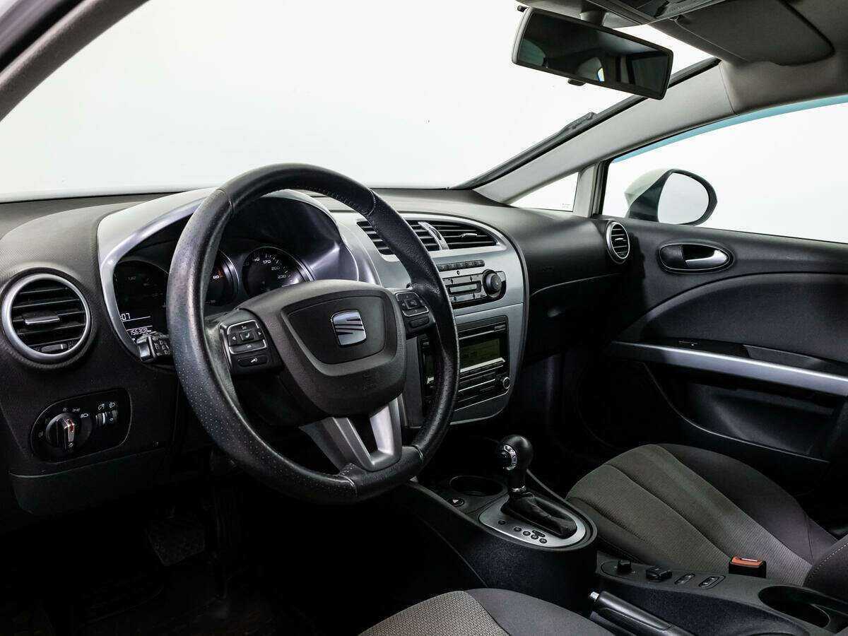 Купить SEAT Leon с пробегом. Фото: #10