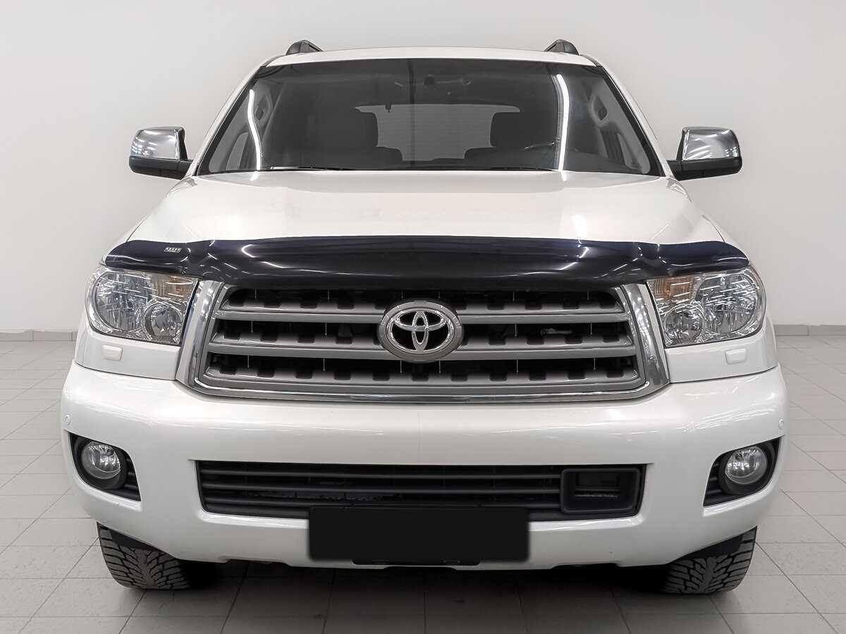 Купить Toyota Sequoia с пробегом. Фото: #1