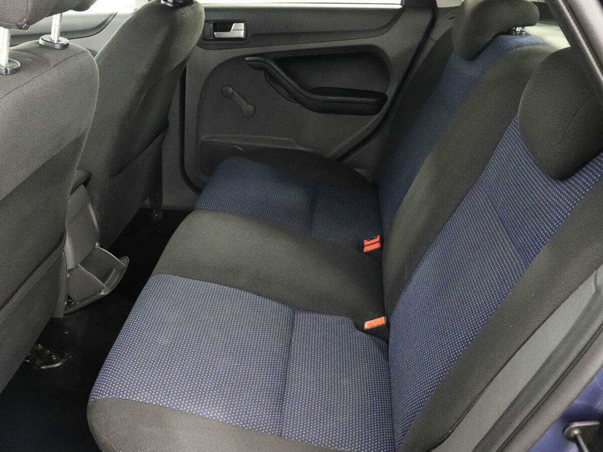 Купить Ford Focus с пробегом. Фото: #8