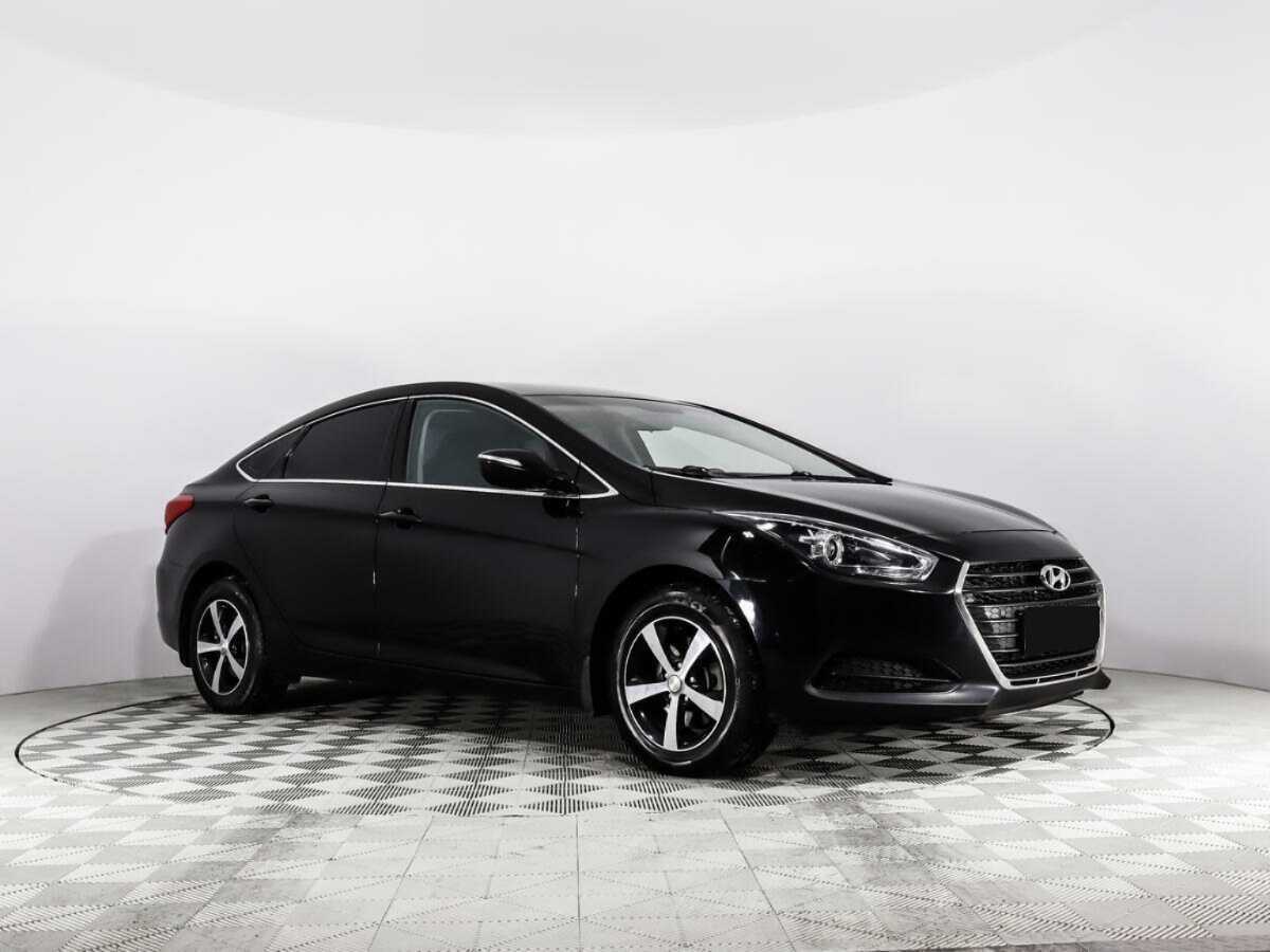 Купить Hyundai i40 с пробегом. Фото: #2