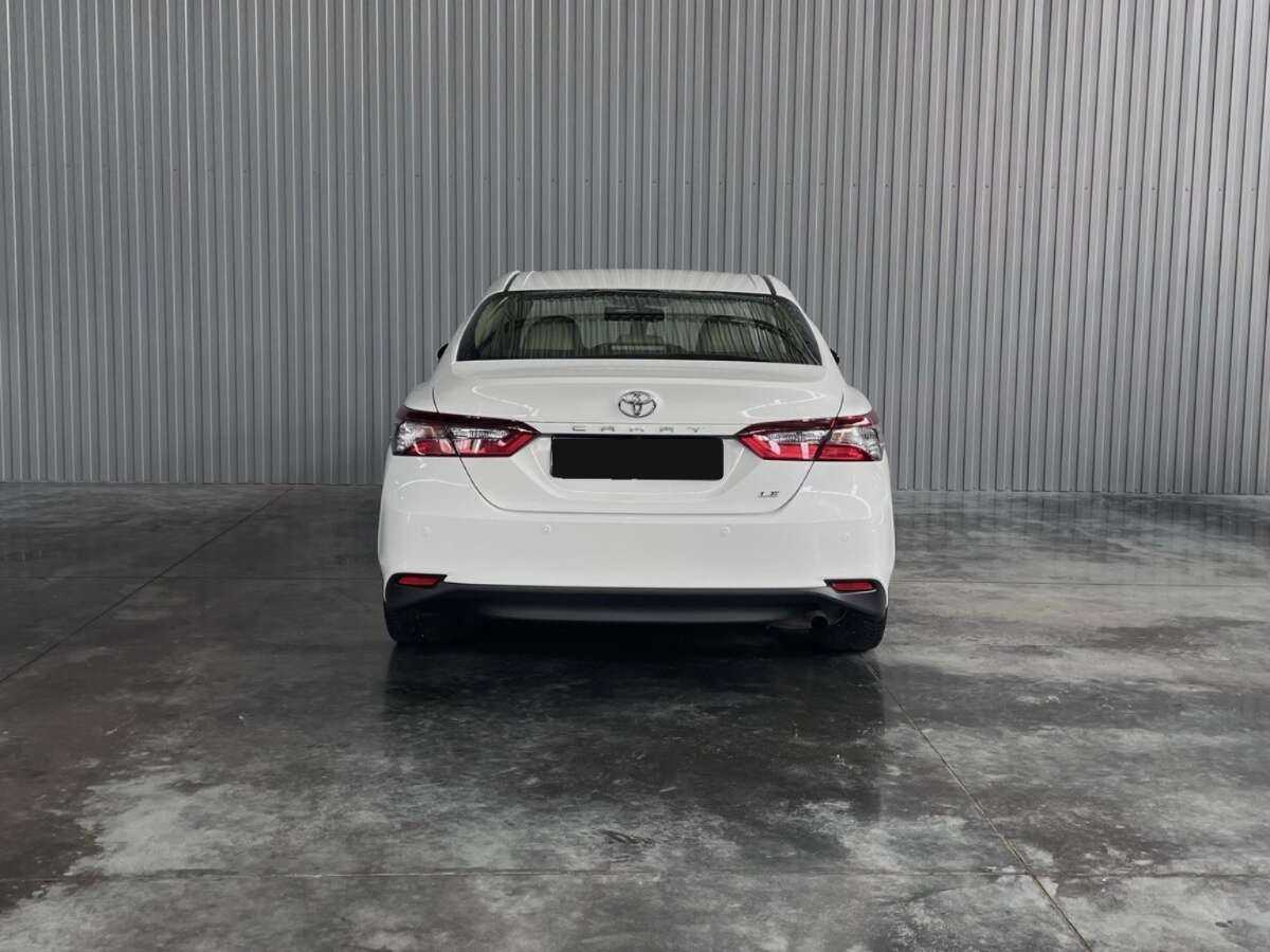 Купить Toyota Camry с пробегом. Фото: #5