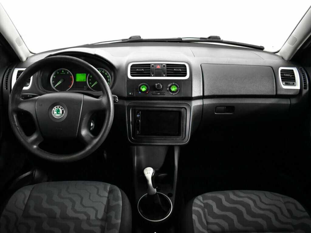 Купить Skoda Fabia с пробегом. Фото: #11