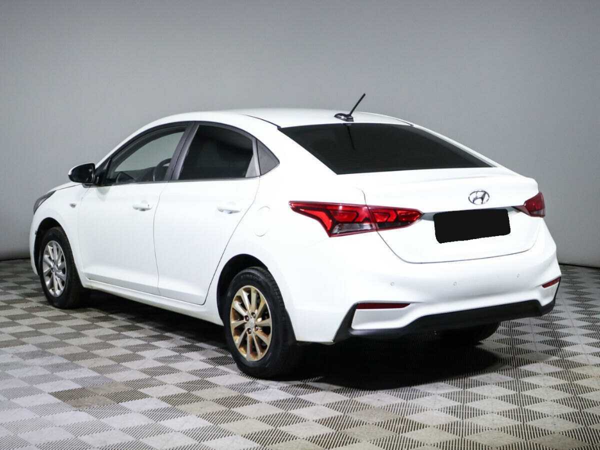 Купить Hyundai Solaris с пробегом. Фото: #5
