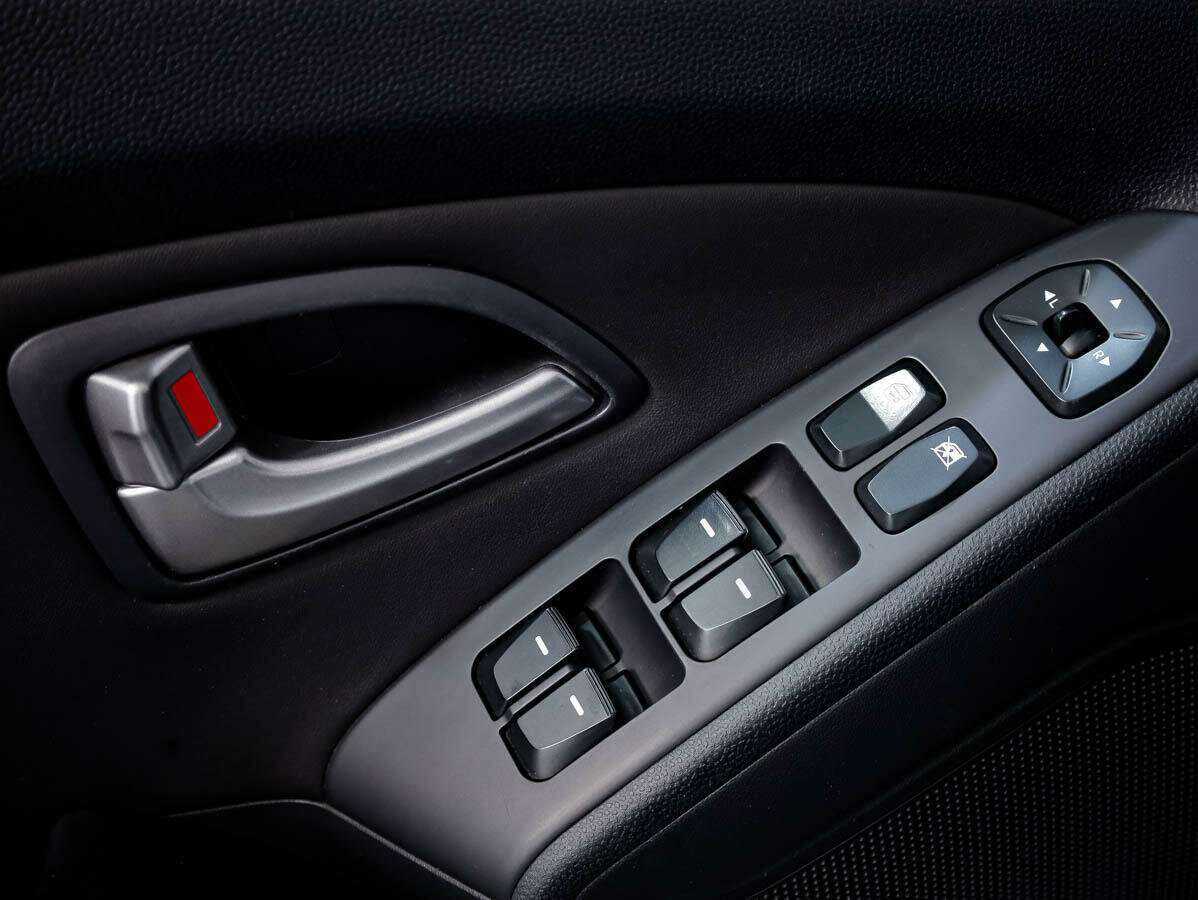 Купить Hyundai ix35 с пробегом. Фото: #13