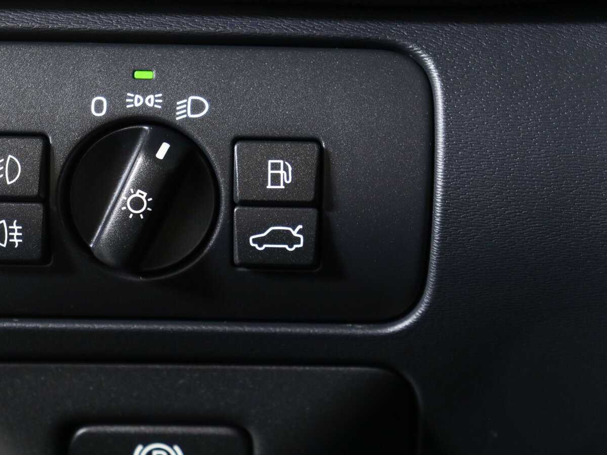 Купить Volvo XC60 с пробегом. Фото: #13