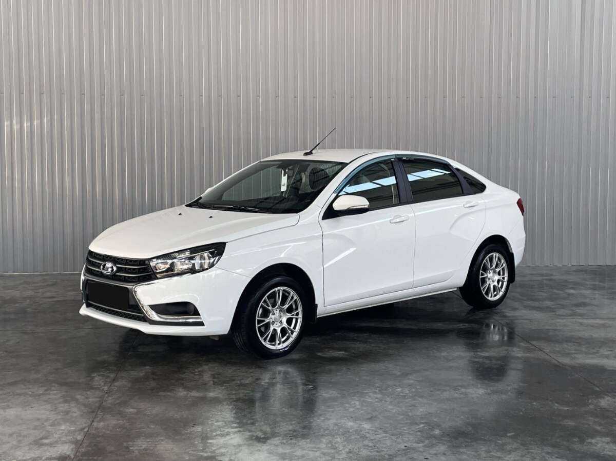 Купить Lada (ВАЗ) Vesta с пробегом. Посмотреть фото
