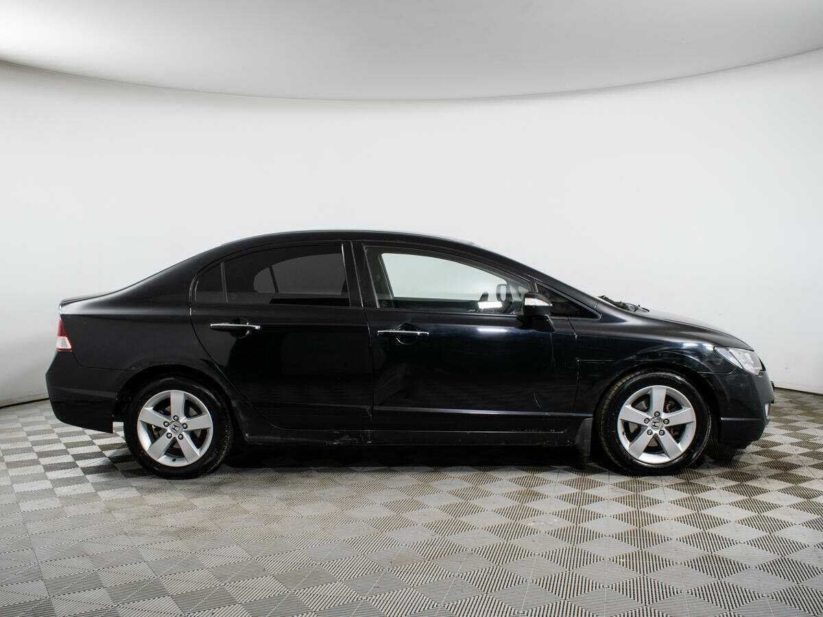 Купить Honda Civic с пробегом. Фото: #3