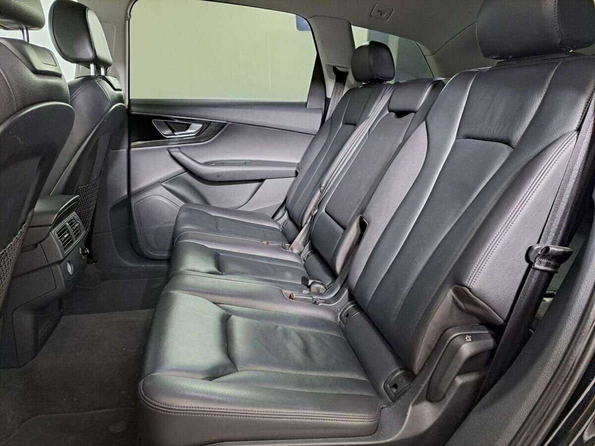 Купить Audi Q7 с пробегом. Фото: #10