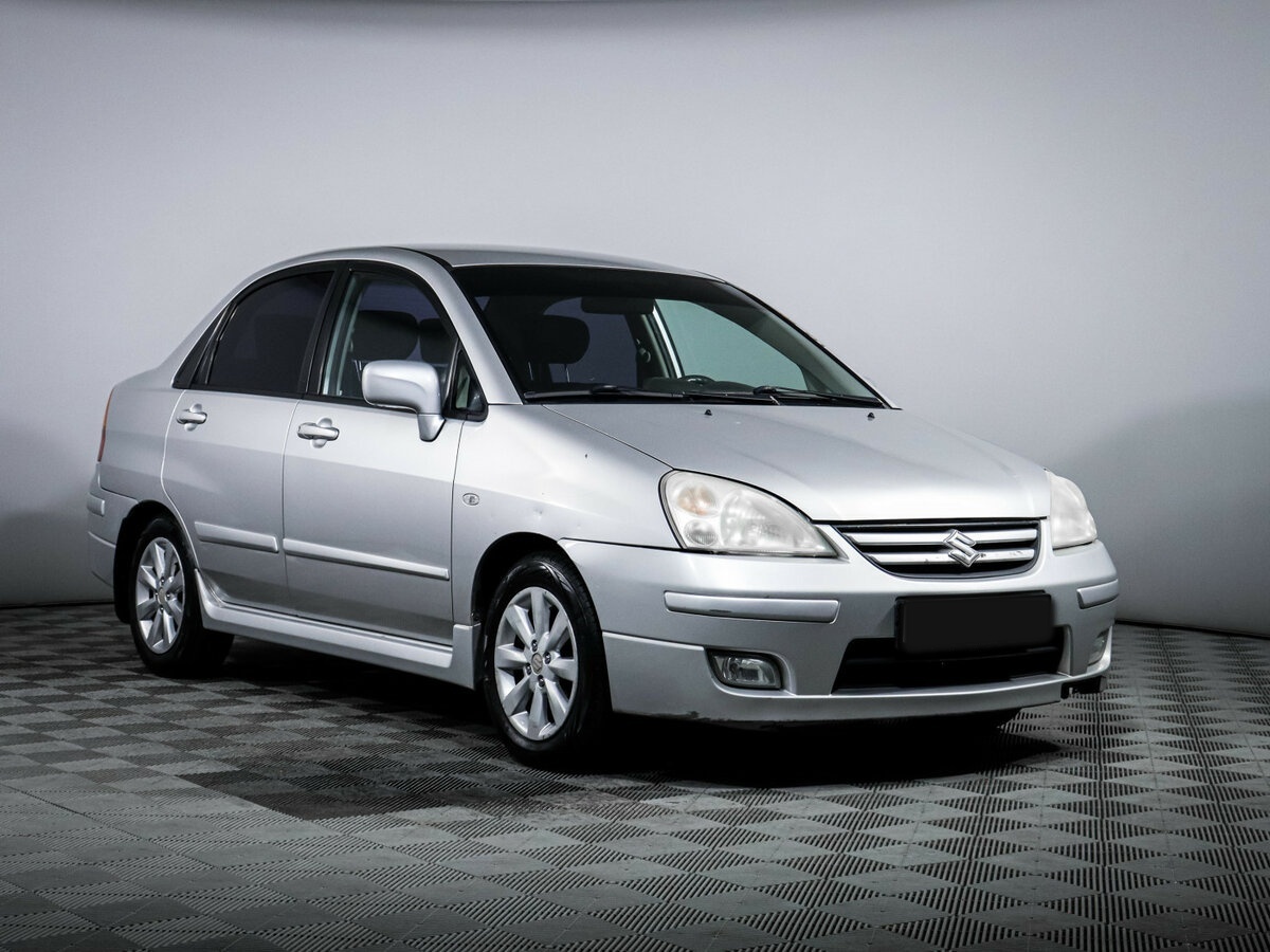 Купить Suzuki Liana с пробегом. Фото: #2